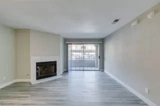 Photo #6: 2486165 Listing 