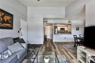 Photo #6: 2486171 Listing