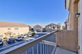 Photo #4: 2486233 Listing