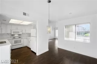 Photo #1: 2486236 Listing 