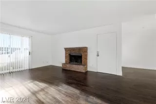 Photo #2: 2486236 Listing 