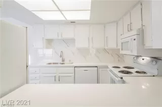 Photo #4: 2486236 Listing 