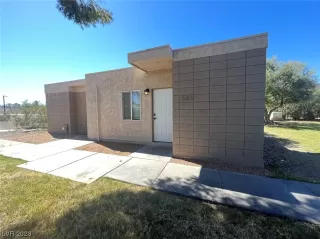 Photo #3: 2486242 Listing 