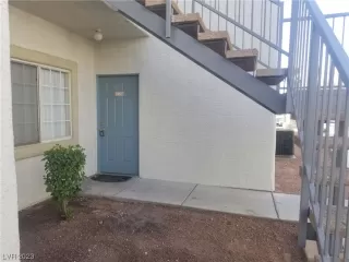 Photo #1: 2486247 Listing 