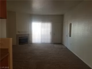 Photo #3: 2486247 Listing 