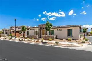 Photo #1: 2486292 Listing 