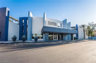 Photo #1: 2486342 Listing 