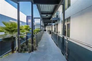 Photo #3: 2486342 Listing 