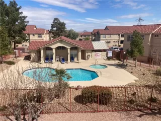 Photo #6: 2486357 Listing 