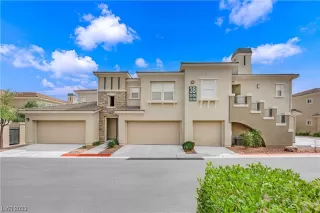 Photo #1: 2486426 Listing 