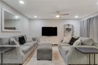 Photo #1: 2486433 Listing