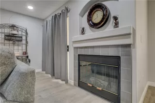 Photo #6: 2486433 Listing