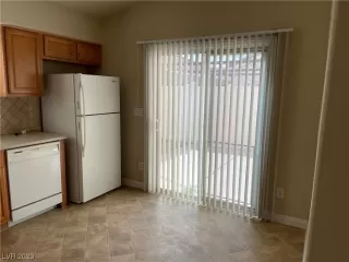 Photo #3: 2486454 Listing