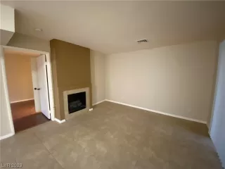 Photo #2: 2486475 Listing