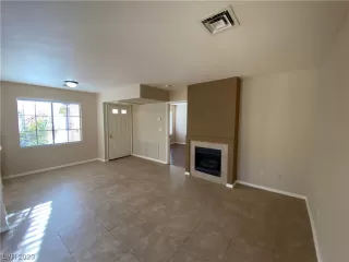 Photo #3: 2486475 Listing