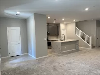 Photo #6: 2486495 Listing 