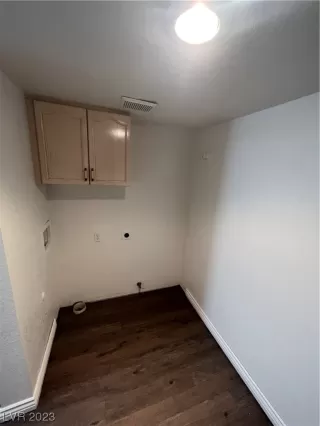 Photo #6: 2486509 Listing 