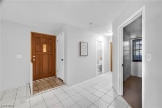 Photo #3: 2486512 Listing 