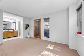 Photo #6: 2486512 Listing 