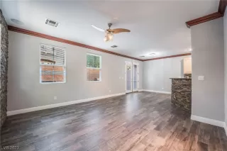 Photo #4: 2486518 Listing 