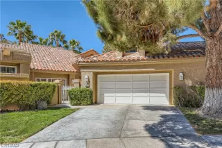 Photo #1: 2486537 Listing 