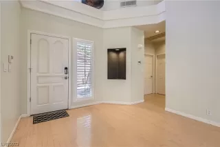 Photo #4: 2486537 Listing 