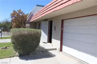 Photo #1: 2486539 Listing