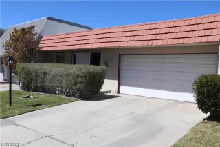 Photo #2: 2486539 Listing