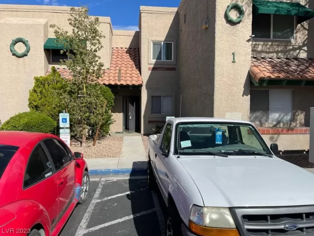 MLS: 2486540 Condo For Sale