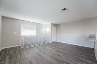 Photo #5: 2486598 Listing 