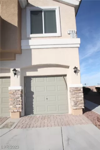 Photo #1: 2486688 Listing