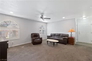 Photo #4: 2486726 Listing 