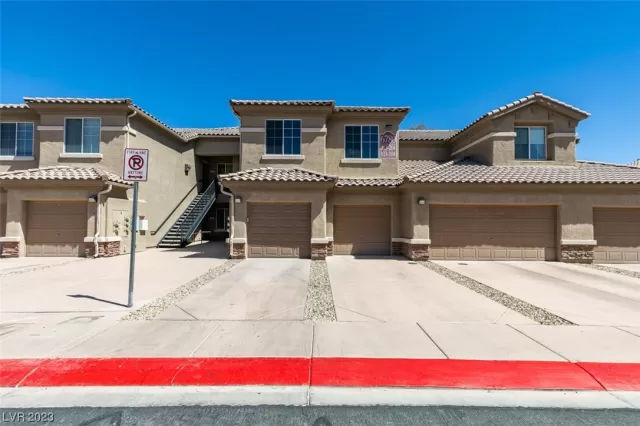 MLS: 2486757 Condo For Sale