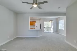 Photo #2: 2486759 Listing 