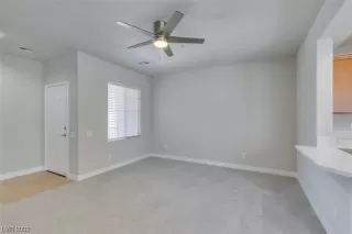 Photo #3: 2486759 Listing 