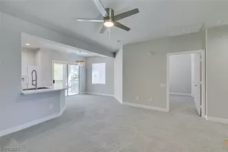 Photo #4: 2486759 Listing 