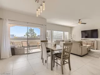 Photo #1: 2486797 Listing 