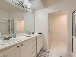 Photo #6: 2486797 Listing 