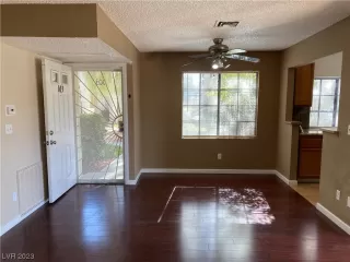 Photo #6: 2486816 Listing 