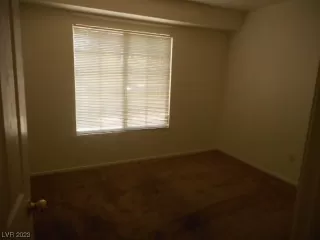 Photo #5: 2486822 Listing 