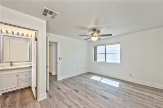 Photo #4: 2486832 Listing 