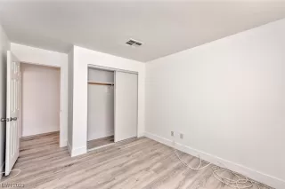 Photo #5: 2486832 Listing 