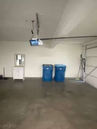 Photo #6: 2486833 Listing 