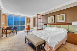 Photo #5: 2486842 Listing