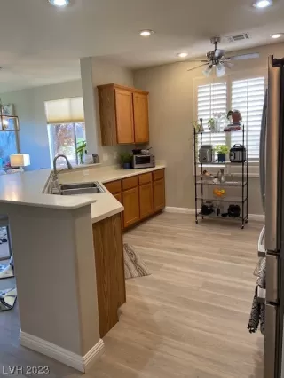 Photo #3: 2486843 Listing 