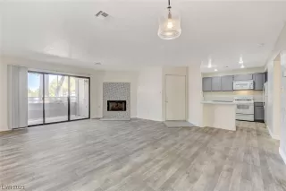 Photo #2: 2486875 Listing 