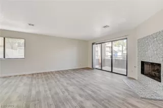 Photo #5: 2486875 Listing 