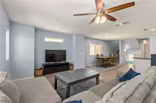 Photo #2: 2486878 Listing 