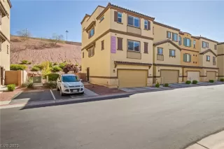 Photo #5: 2486878 Listing 