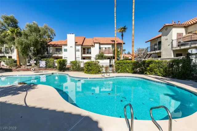 MLS: 2486904 Condo For Sale